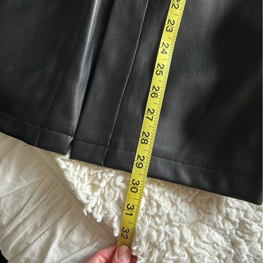 3/$20 7 For All Mankind faux leather midi skirt size small - Picture 9 of 15